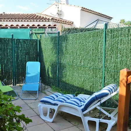 Maison 2 Pieces Mezzanine, 6 Couchages, Piscine, Tennis, Proche - - Fr-1-251-273 Holiday home